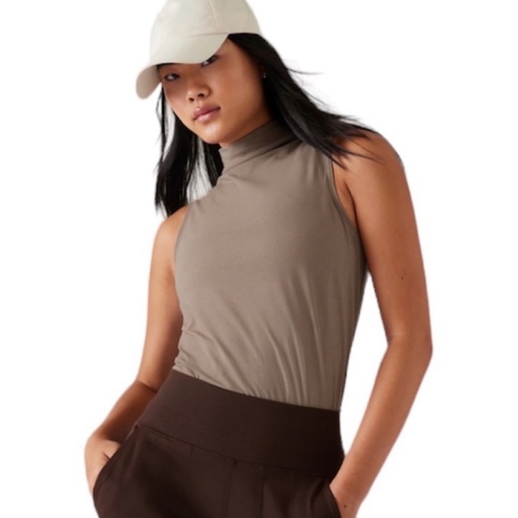 Athleta Tops - Athleta outbound tank top